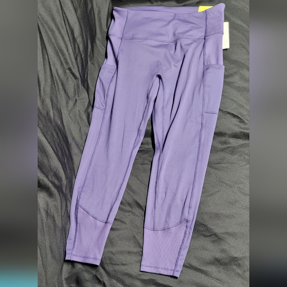 All in motion leggings
